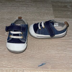 See Kai Run Stevie II Sneaker Baby Walker Size 5 Blue Denim